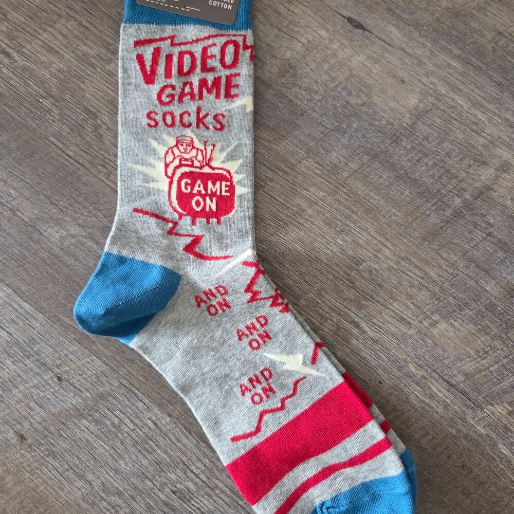 Blue Q Video Game Socks Mens Crew Size 7-12 Soft Combed Cotton Blend